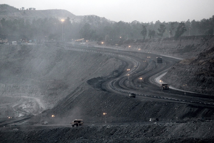 رشد ۱۱۰ میلیون تنی تولید زغال سنگ هند از سال ۲۰۱۸ تاکنون/ تولید در ۷ ماهه سال مالی هندوستان ۱۰.۴ درصد افزایش یافت