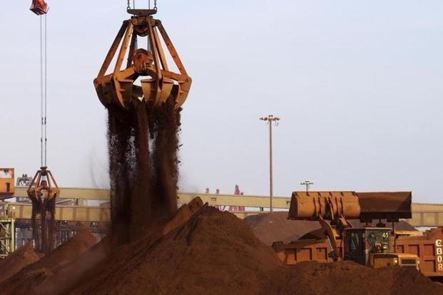 کاهش ۱.۲۶ دلاری بهای سنگ آهن در بازارهای چین