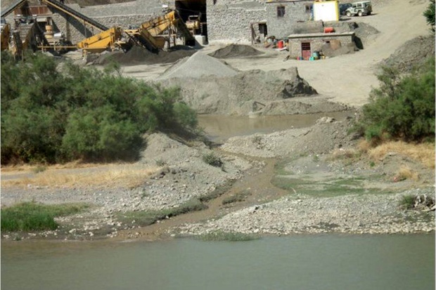 برداشت شن و ماسه از رودخانه‌های فصلی یزد ممنوع است