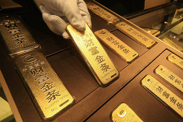 چین ذخایر طلای خود را حدود ۱۰۰ تن دیگر افزایش داد/ ذخایر طلای چین تابه پایان ماه آگوست با ۵ درصد رشد به بیش از ۲۱۰۰ تن رسید