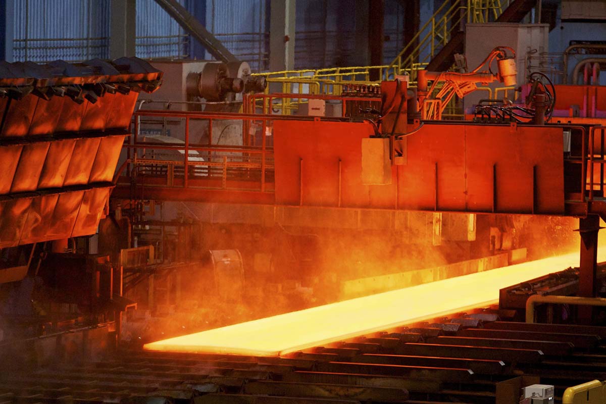 واردات محصولات بی‌کیفیت، فولاد ایرانی را ذوب کرد