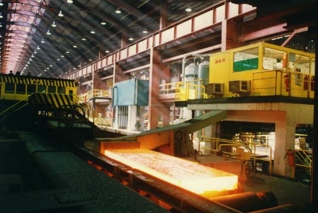 کاهش ۱۲ درصدی تولید فولاد ایران